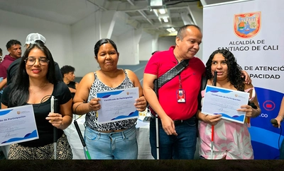 Más de 100 personas con discapacidad y cuidadores recibieron certificación en TIC