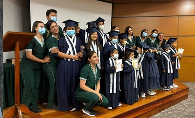 Se gradúan 16 estudiantes de la Estrategia de Apoyo Académico Especial y Emocional en la modalidad de Aulas Hospitalarias