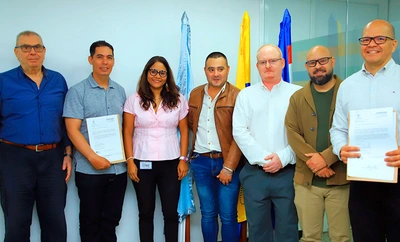 Seis nuevos ciudadanos colombianos por adopción juramentaron  en Cali: se fortalece nuestra diversidad cultural