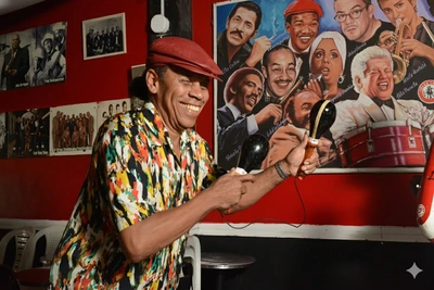 Cali presenta la Guía Turística de la Salsa en el barrio Obrero, una nueva ruta para recorrer la historia viva del género