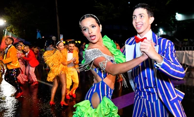 Las carrozas brillaron con el talento caleño en el Salsódromo, un evento de talla mundial