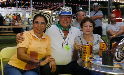 Acuaparque de la Caña es punto central de alegría y cultura en las noches de Feria