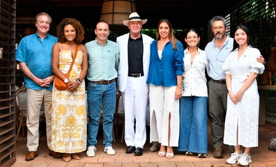 Embajador John McNamara recorre el Barrio Obrero y conoce la apuesta de Cali por la cultura y la renovación urbana