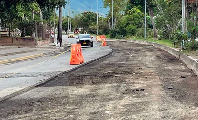 Recuperación total de la Avenida Ciudad de Cali, prometida por el alcalde Eder, avanza a buen ritmo
