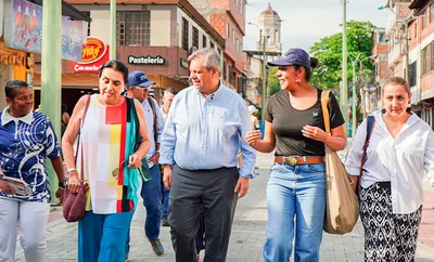 Martha Senn recorrió la ‘Ruta de la Salsa’ y celebró el legado  cultural del barrio Obrero de Cali