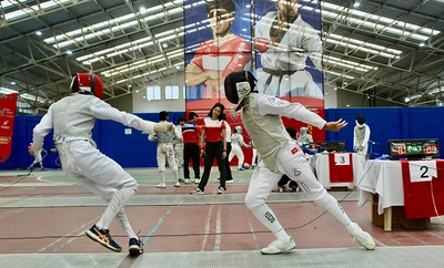Deportistas de Cali Élite brillan con medallas en la Copa Nacional de Esgrima de Bogotá