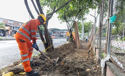 Nuevos andenes hacen parte de la recuperación de la Avenida Ciudad de Cali