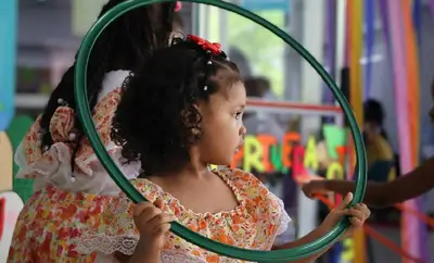Alcaldía de Cali garantiza los servicios de la primera infancia en el barrio Manuela Beltrán