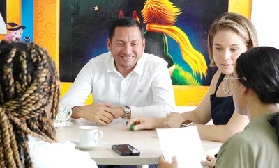 Educación que abraza y transforma a personas en condición de enfermedad