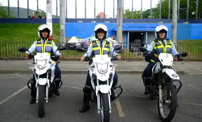 ‘Patrulla Celeste’: mujeres que transforman la movilidad en Cali con empatía y cercanía