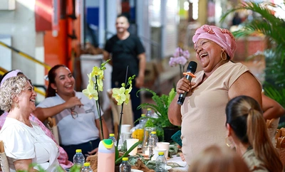 ‘Voces de la Plaza Alameda’: homenaje a las mujeres que le dan vida y sabor a Cali