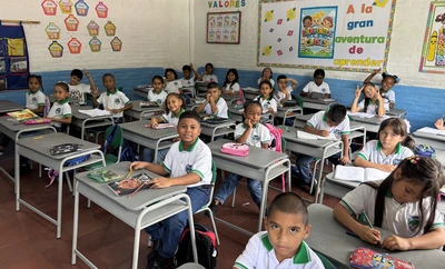 Mayor seguridad para la comunidad académica: Alcaldía de Cali entregó cerramiento perimetral en la sede Andrés Joaquín Lenis