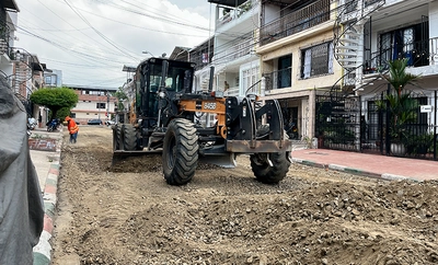 Alcaldía de Cali aprovecha Semana Santa para acelerar la recuperación vial: hay más de 30 frentes de obra activos
