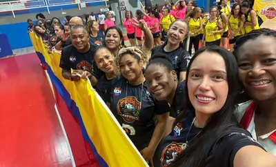 Cali se consolida como destino deportivo de talla mundial, epicentro del baloncesto máster con la inauguración de la VI Copa Internacional Cheetaras