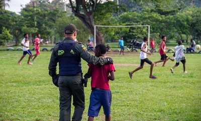 Tribunal avala decreto de Cali que restringe el consumo de drogas en parques y cerca de colegios