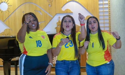 Madres de futbolistas de la selección Colombia femenina son orgullo de la región: ellas también juegan