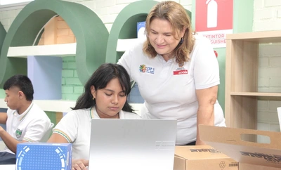 Secretaria de Educación de Cali participa en encuentro nacional por la transformación de la educación media
