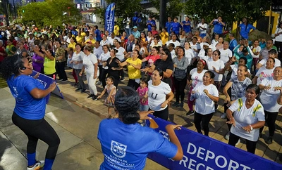 El Bulevar de Oriente se activó con una jornada nocturna por el ‘Mes de la Actividad Física’