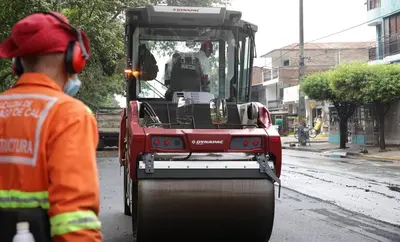 Con la nueva maquinaria se impulsa el desarrollo de obras de recuperación en la avenida Ciudad de Cali