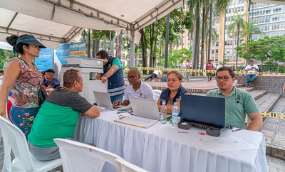 ¿Busca el 15 % de descuento en su Predial? Hacienda Distrital lo espera en la Plaza de Caycedo