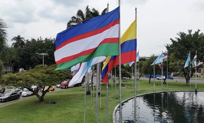Aseguran el mantenimiento y la recuperación de banderas y astas en puntos emblemáticos de Cali