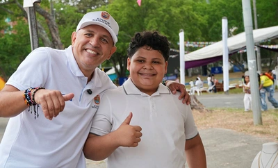 Christopher Coneo, un niño emprendedor que fue sensación durante el ‘Festival de la Familia’ en la Comuna 20