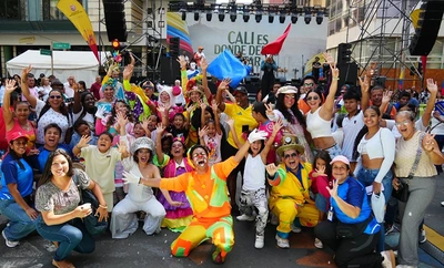 La ciudad se activó con deporte y aerorrumba en la Plaza de Cayzedo y el Bulevar del Río: ¡Cali somos todos!