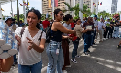 Centro de Acopio de la Plazoleta Jairo Varela ha movilizado cerca de cuatro toneladas de donaciones