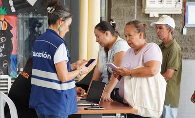 ‘Todos Somos Educación’, la estrategia de la Alcaldía de Cali que llega a los territorios para acompañar a las familias en medio de la emergencia por el terremoto