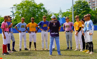 Piscinas Hernando Botero O’Byrne y el Diamante de Béisbol retomaron sus actividades deportivas