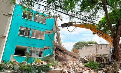Inició la demolición de edificios afectados por el terremoto en Cali