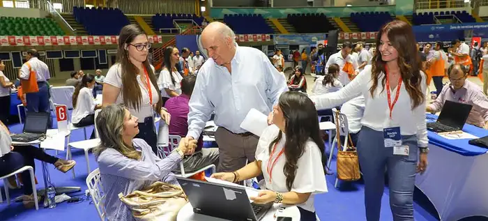 Culminó con éxito la feria de contratación más grande de Cali