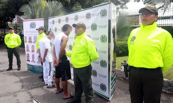 Autoridades de Cali capturan a las dos primeras personas del ‘cartel de los más buscados por homicidio’