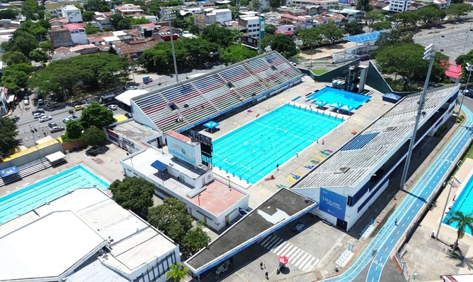 Con más de 1300 nadadores de cuatro países, comienza en Cali el ‘Torneo Internacional de Natación Olga Lucía de Angulo’