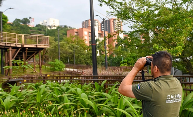 Cali estrena sendero verde de 2.6 kilómetros para caminar, respirar y reconectarse con la naturaleza