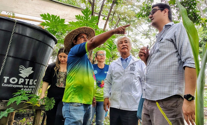 Hasta la comuna 4 de Cali llegó el reconocido urbanista coreano Young-Hoon Kwaak, quien destacó el “Ecobarrio Calima”