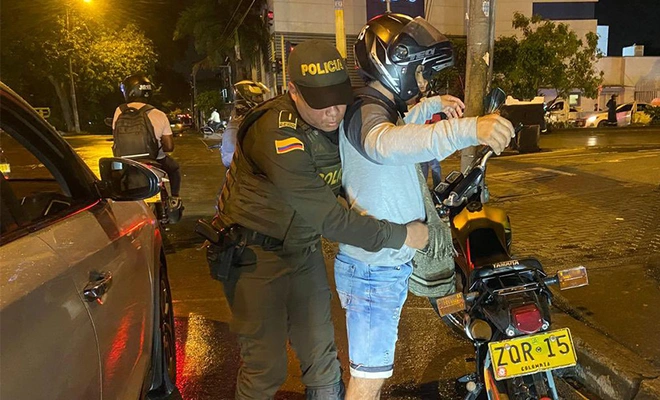 Por instrucción del alcalde Eder, los operativos de Policía y Ejército se  refuerzan en Cali