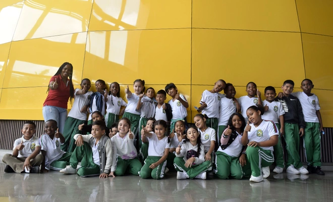 Más de 500 niños disfrutaron de un día de ciencia, arte y  tecnología en Yawa