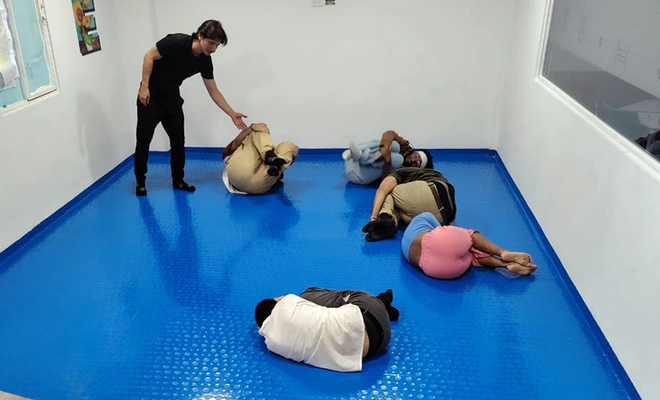 Arte en escena: Jóvenes estudiantes brillan en taller de expresión  escénica