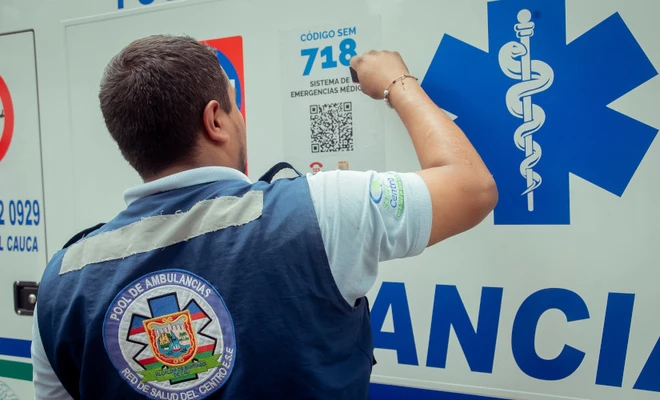 Alcaldía de Cali refuerza el control sobre ambulancias: más de 390 ya cuentan con nuevo código QR de seguimiento