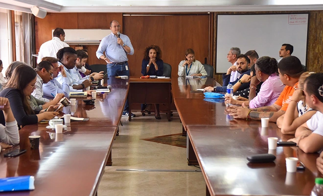 Administración Distrital y comerciantes del Bulevar del Río pactan acciones para un espacio más limpio y ordenado