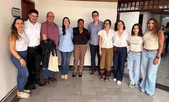 Alianza con Barcelona permitirá capacitar a más de 150 mujeres  cuidadoras en zonas rurales de Cali