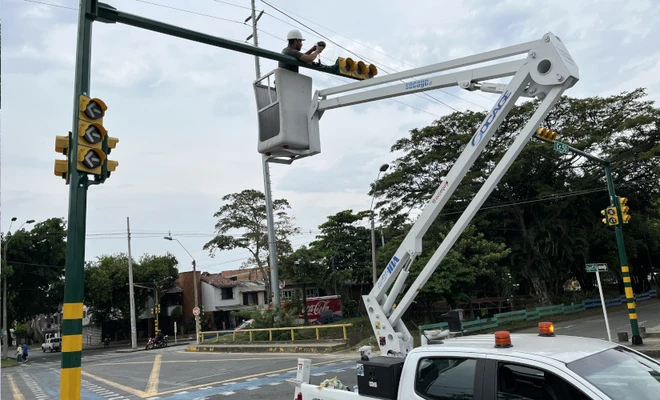 Secretaría de Movilidad reporta 12 semáforos vandalizados