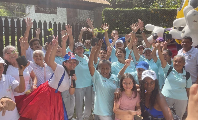 ‘Distrito + Verde’ llegó a Golondrinas con alegría, árboles y comunidad
