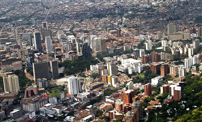 Ministerio de Vivienda adelanta cesiones a título gratuito en tres barrios de Cali