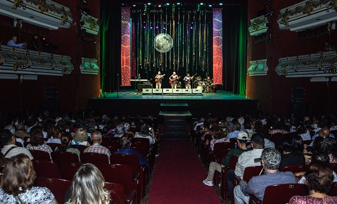 Cali se llena de bolero y romanticismo con el XXXIII Festival Nacional de los Mejores Tríos