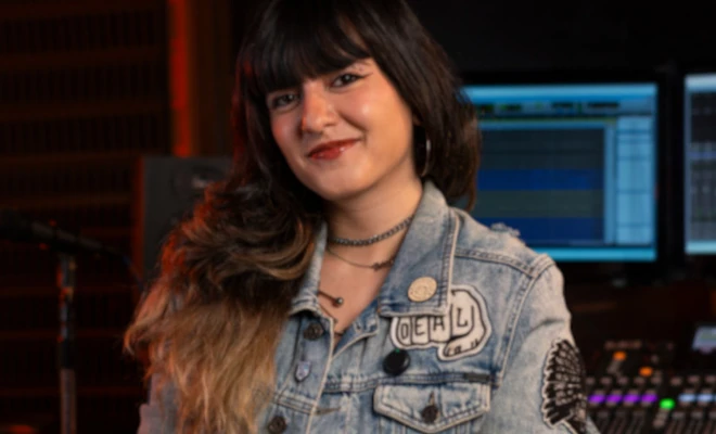 ‘Colérica’, la voz de la sororidad en ‘Takesuena’