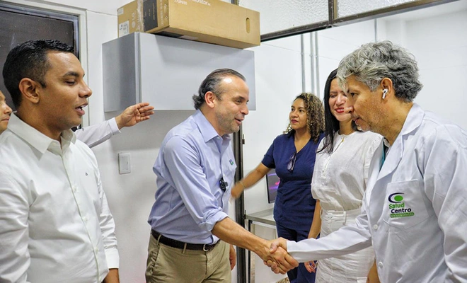 Alcalde Eder entrega renovada IPS Luis H. Garcés con millonaria inversión para fortalecer la salud en el centro de Cali
