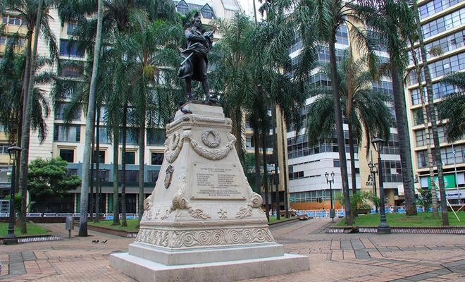 La Plaza de Cayzedo se alista para recibir empresarios, comerciantes y emprendedores este sábado, como continuación a la macrorrueda de negocios