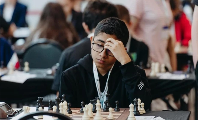 Los primeros movimientos de un prodigio caleño del ajedrez